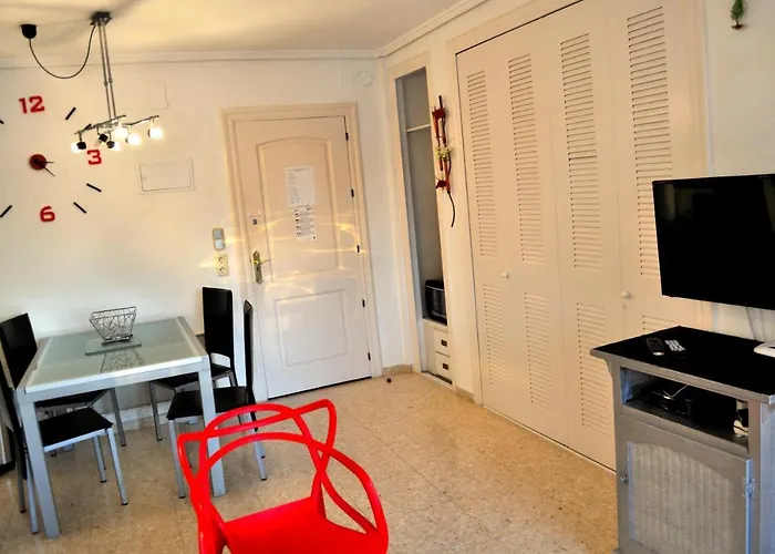 アパート Retiro, 1 By Bookindenia *