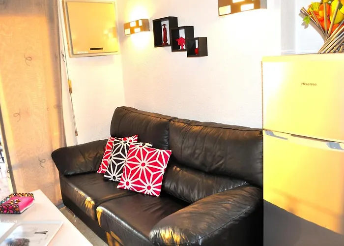 Retiro, 1 By Bookindenia デニア