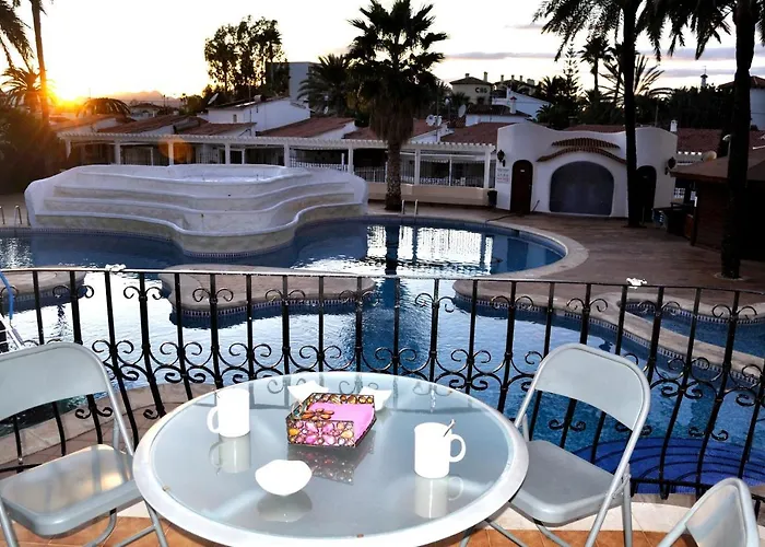 Retiro, 1 By Bookindenia