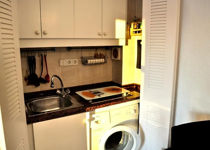 Retiro, 1 By Bookindenia *